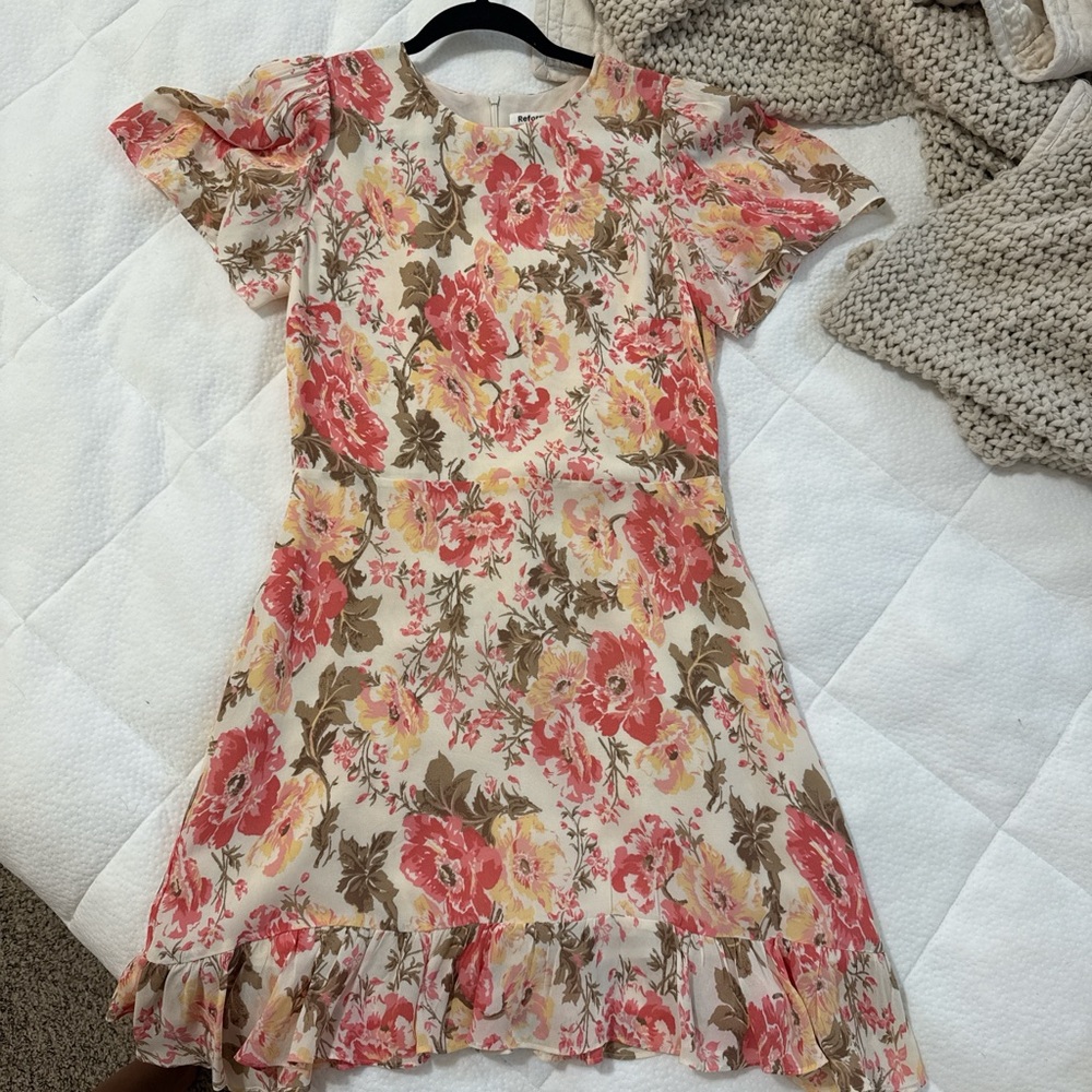 Reformation ✨ Floral Mini Dress 🫶🏽